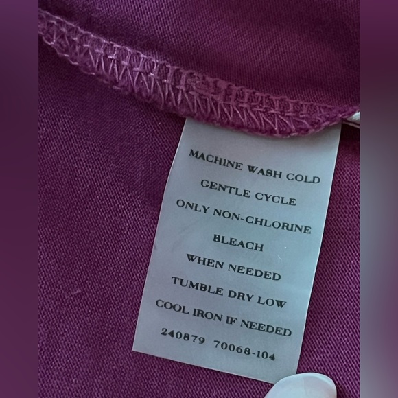 Ann Taylor sleeveless top, size Medium - Picture 6 of 6